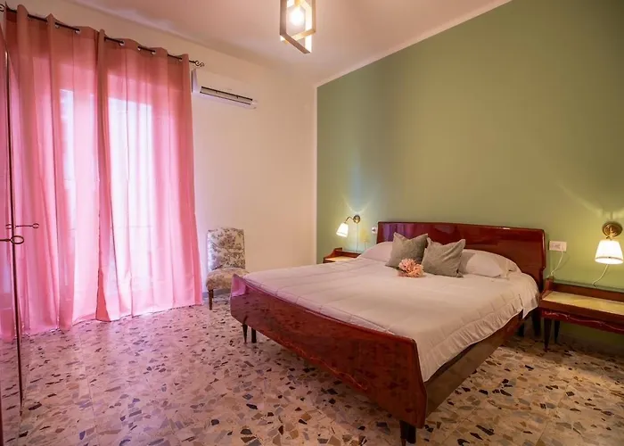 Siviglia 38 Apartment *